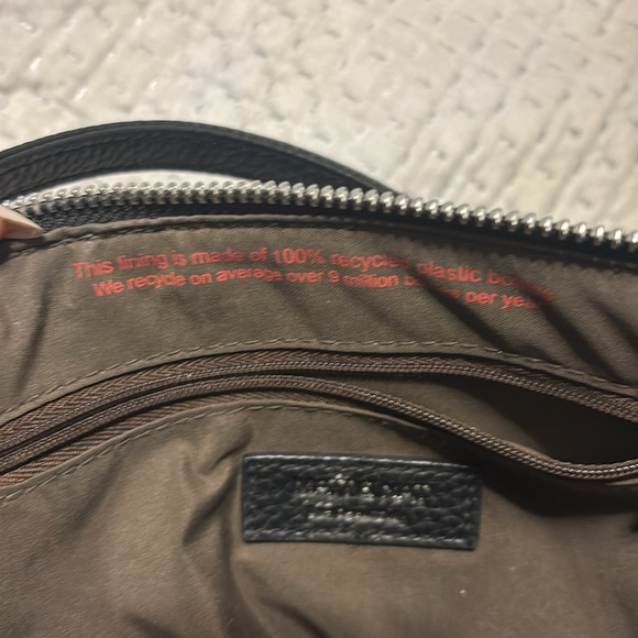 Matt & Nat crossbody - Picture 2 of 2